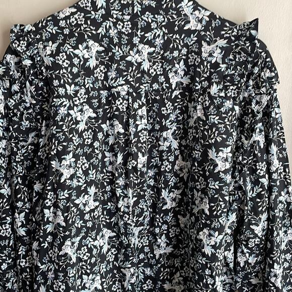ERDEM x UNIVERSAL STANDARD Kalina Ruffle Shirt Chambray Bud Floral - Picture 13 of 16